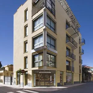Residenza Serenella Aparthotel Diano Marina